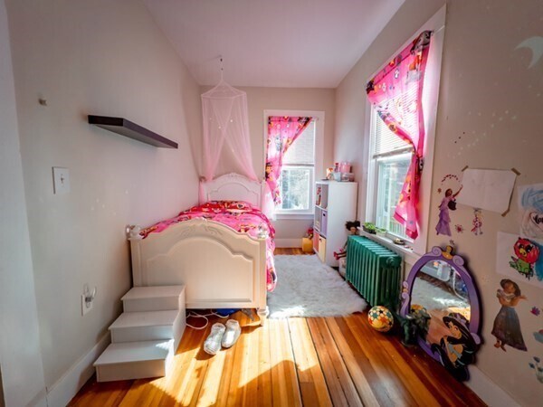 Building Photo - 18 Egleston St