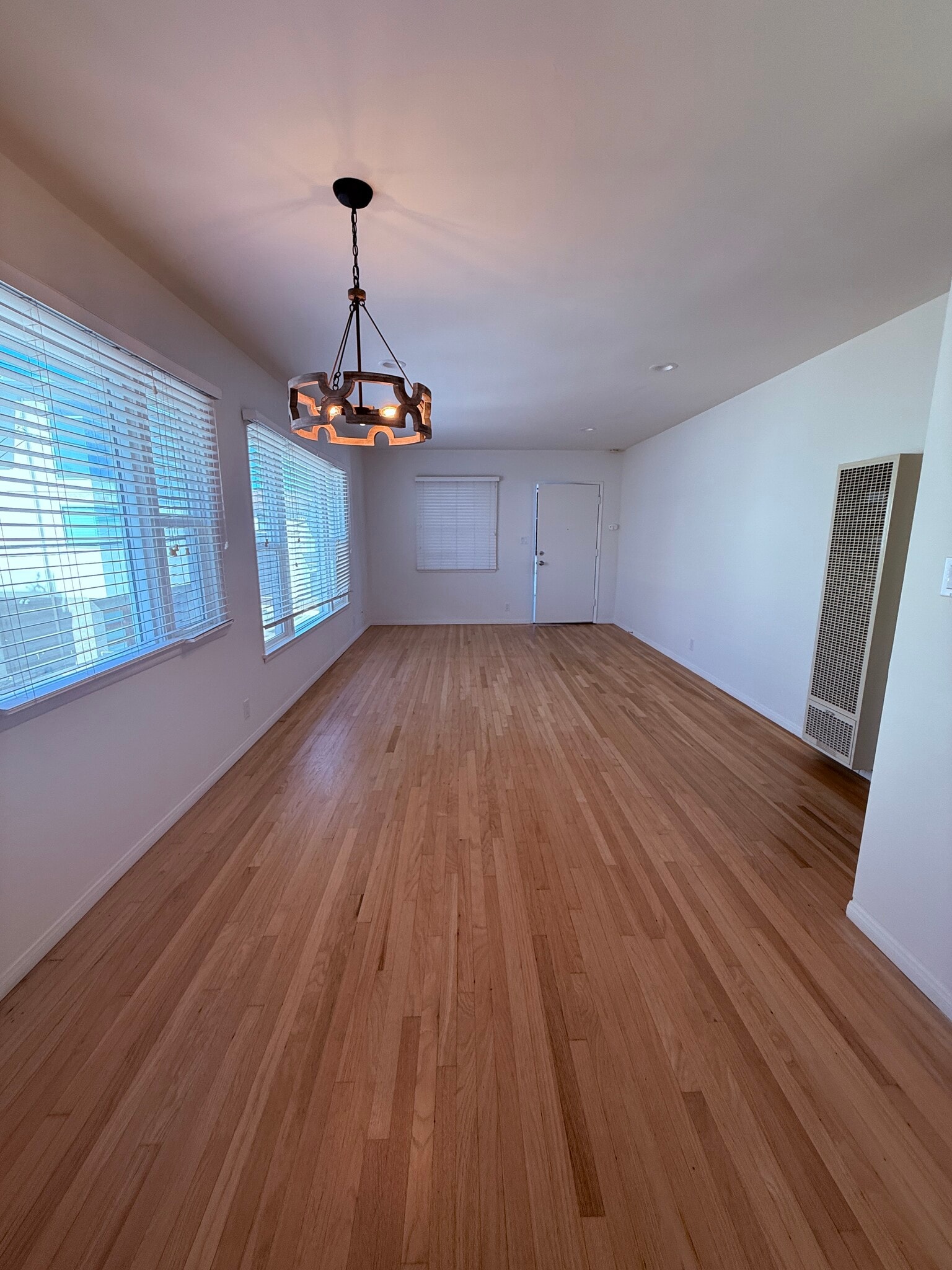 Light and Bright Dining and Living area - 811 S Catalina Ave