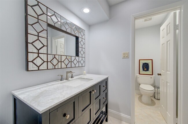 Building Photo - 14214 Woodnook Dr