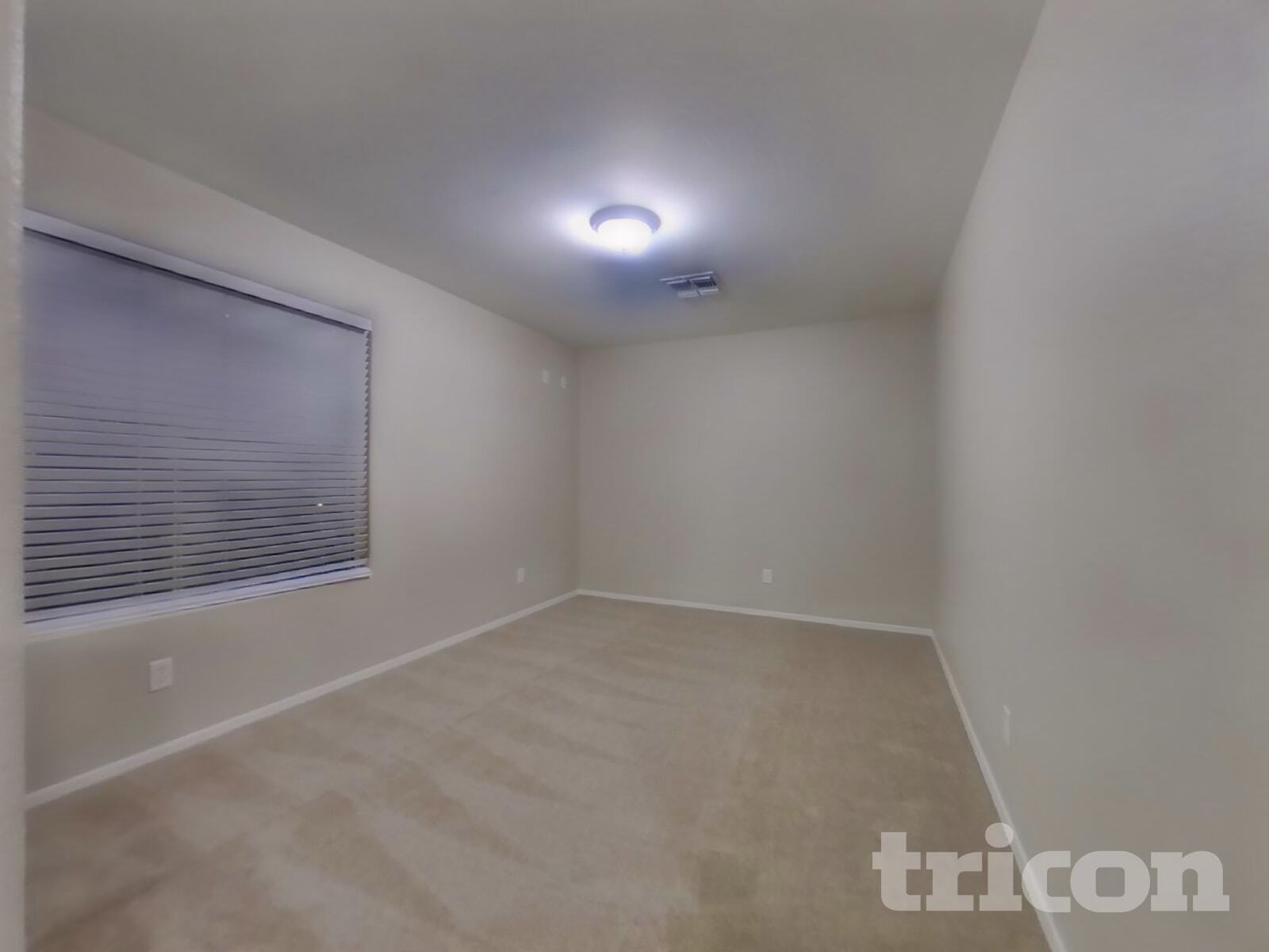 Building Photo - 15034 N 146th Ln