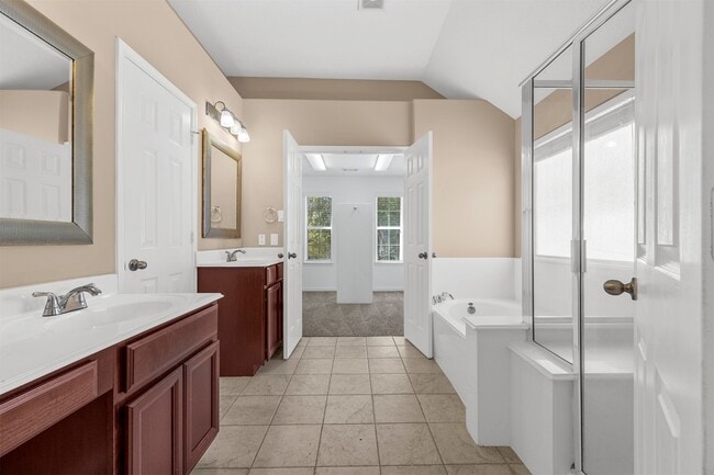 Building Photo - 27110 Kelsey Woods Ct