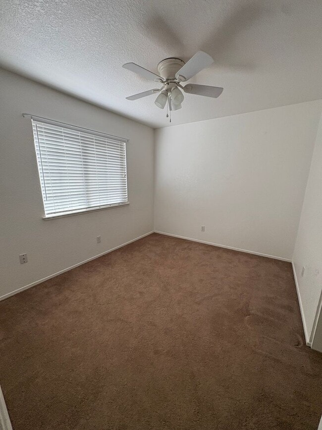 Building Photo - 628 Saratoga Ct