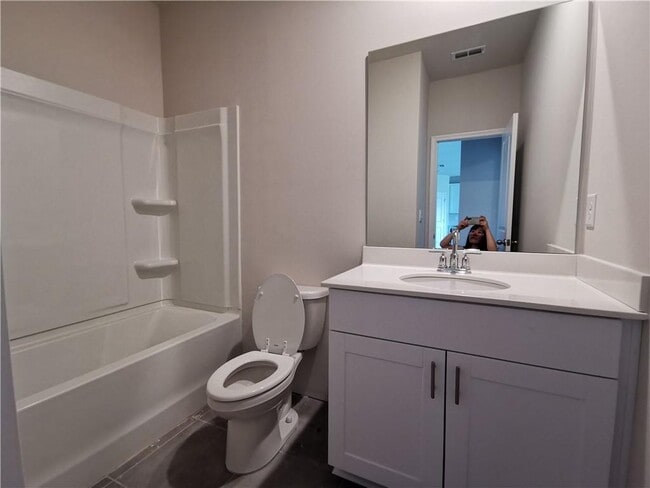 Building Photo - 6025 White Sycamore Pl