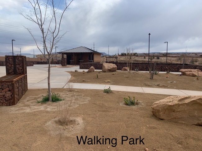 Building Photo - 1218 W Copeland Dr