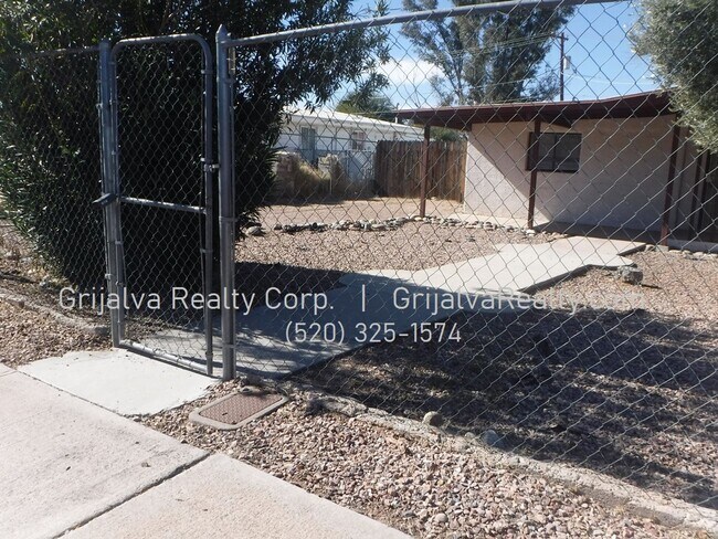 Building Photo - 2442 S Edmondson Ave