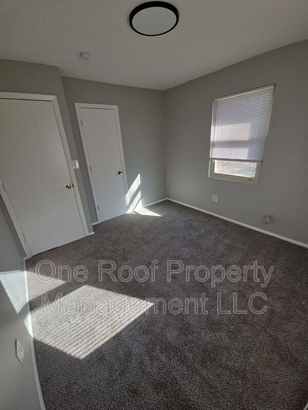 Building Photo - 3219 N 52nd St