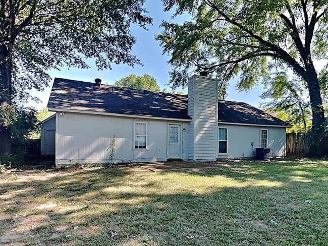 Building Photo - 6623 Cherry Bark Dr