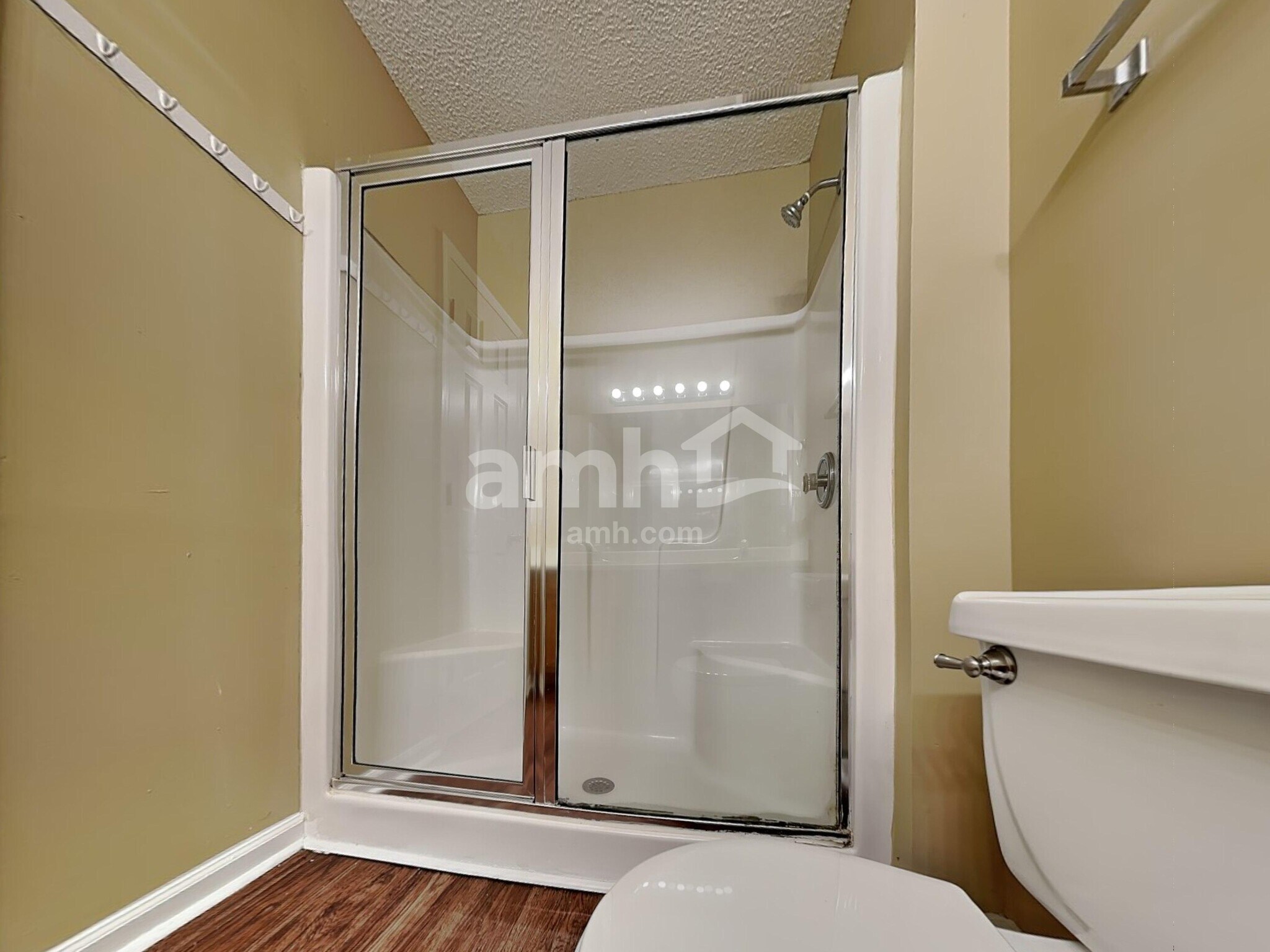 Building Photo - 704 Pepperstone Ct