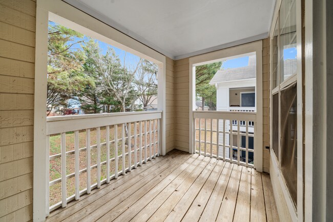 Building Photo - 2421 Hill St