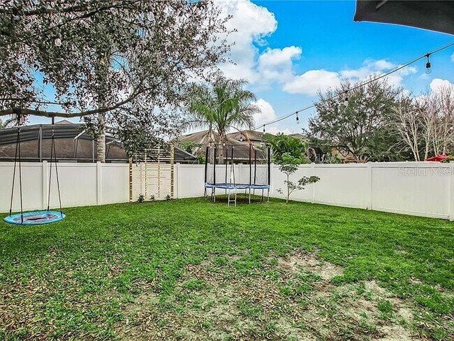 Building Photo - 7332 Colbury Ave