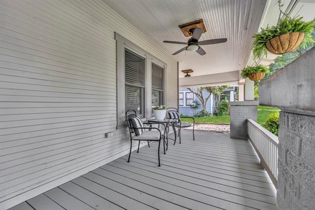 Building Photo - 6227 Lakeshore Dr