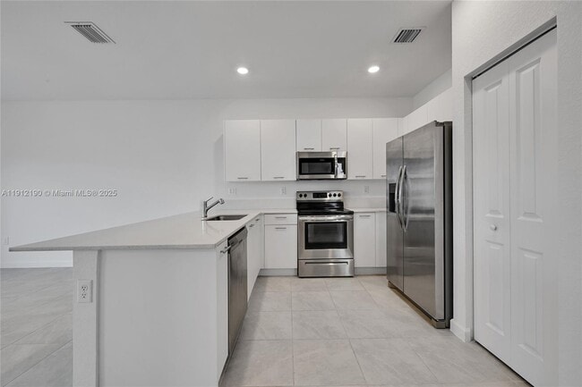 Building Photo - 12705 NW 23rd Pl