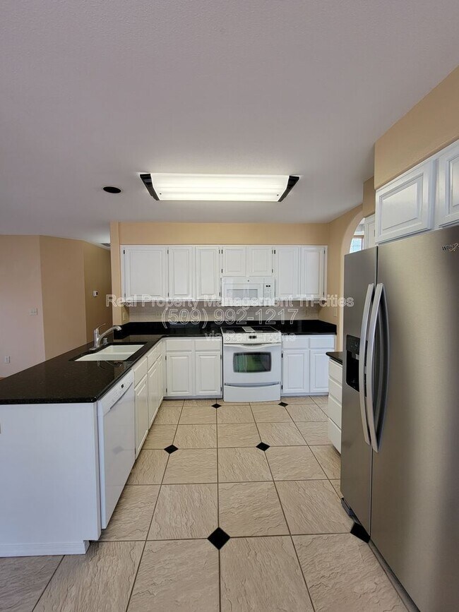 Building Photo - 2918 S Ledbetter Pl