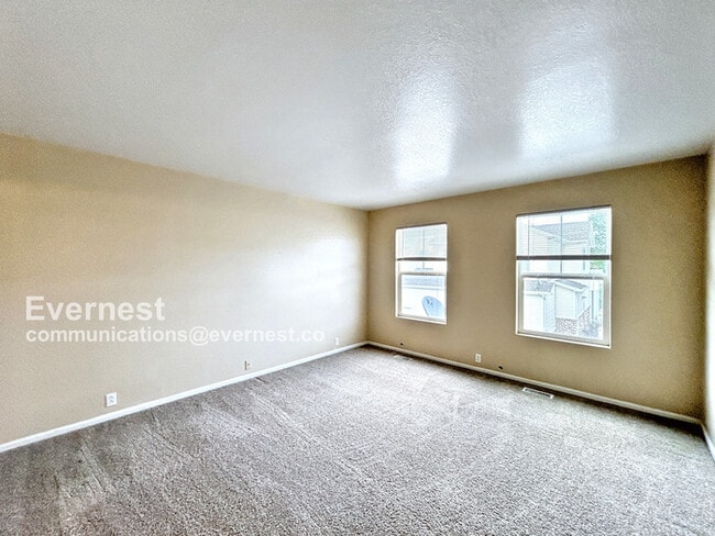 Building Photo - 5906 Ensemble Heights