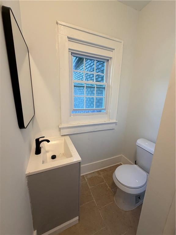 Building Photo - 1026 Inverness Ave