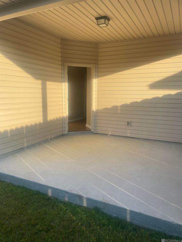 Building Photo - 11402 Ashwood Ct