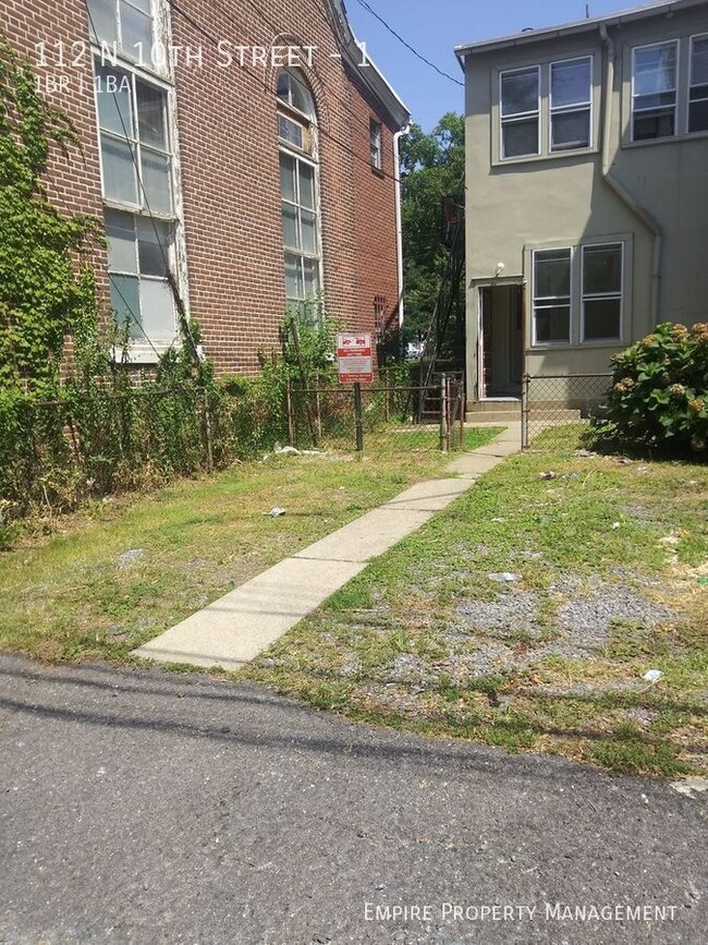 Building Photo - 1st Floor: 1 Bedroom / 1 Bath in Allentown!