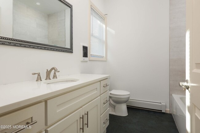 Building Photo - 603 2nd Ave