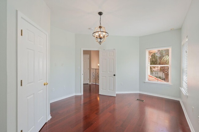 Building Photo - 272 Calusa Blvd