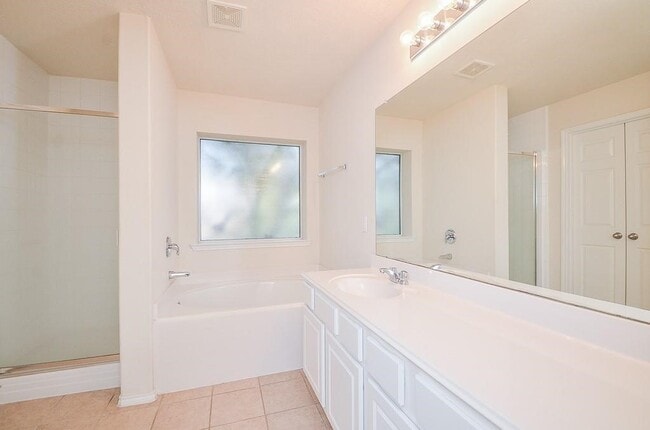 Building Photo - 7306 Cypress Pr Dr
