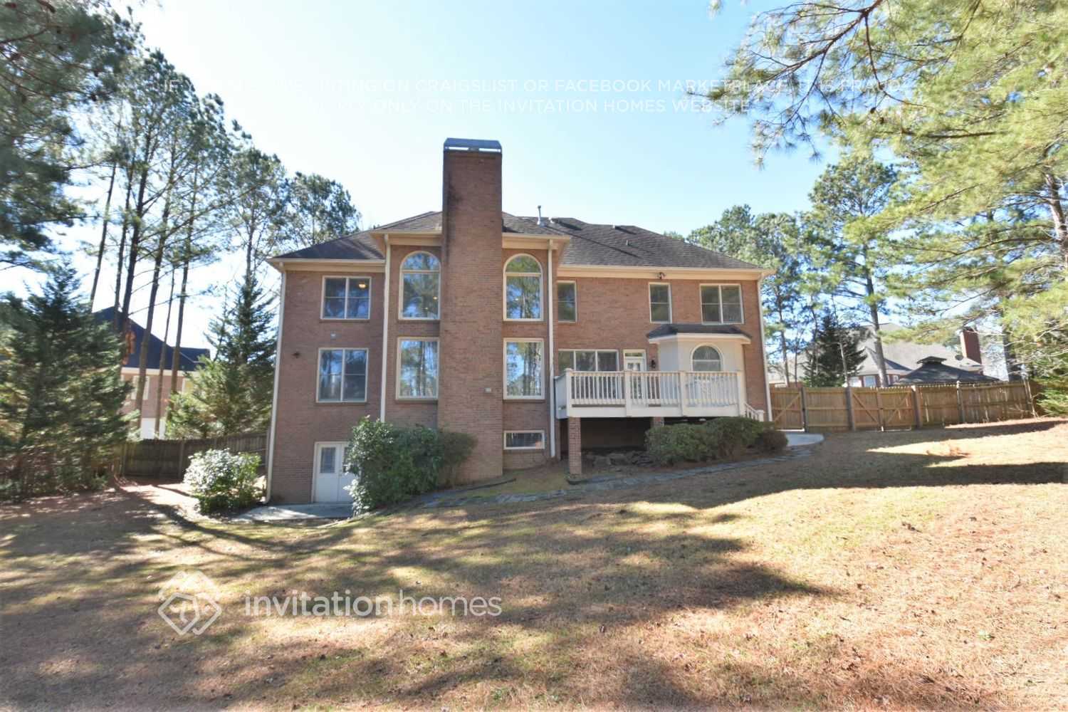 Building Photo - 1215 Mobile Way