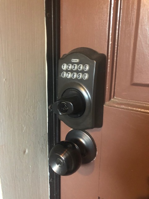 keypad entry lock - 107 Oak Ct