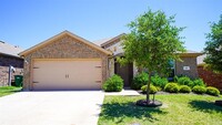 Building Photo - 928 Roland Dr