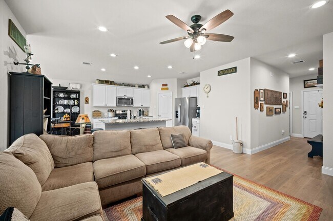 Building Photo - 3617 Crimson Embers Ln