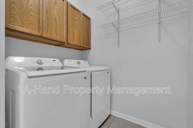 Building Photo - 3134 River Branch Cir