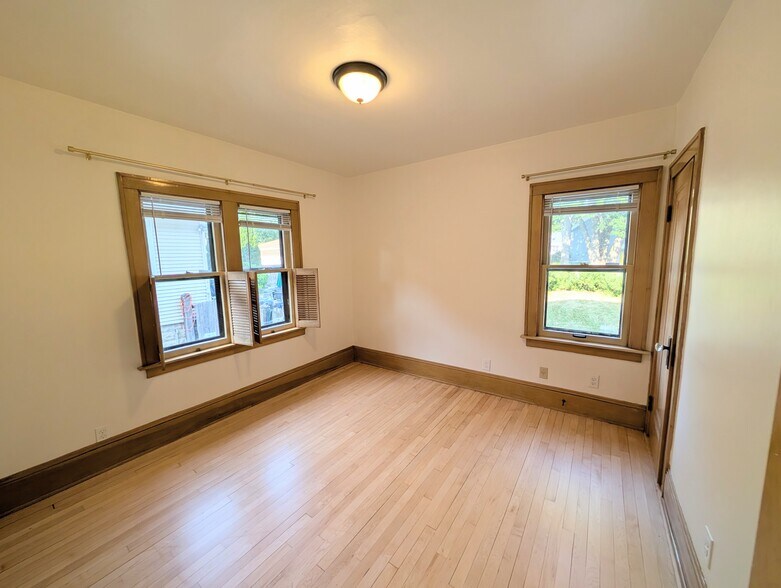 Building Photo - 2344 N 68th St