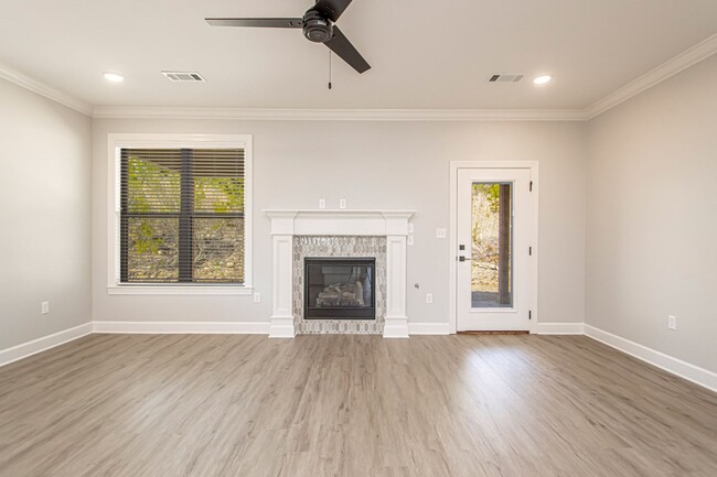 Building Photo - New Construction 3 bed 2 1/2 Bath, 2,020 s...