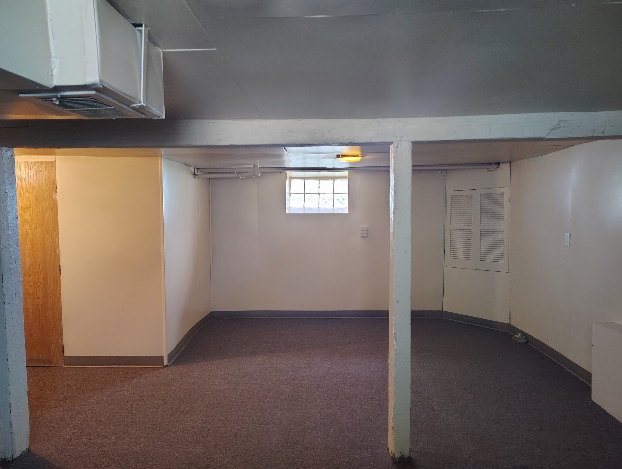 Building Photo - 1034 Leland Ave