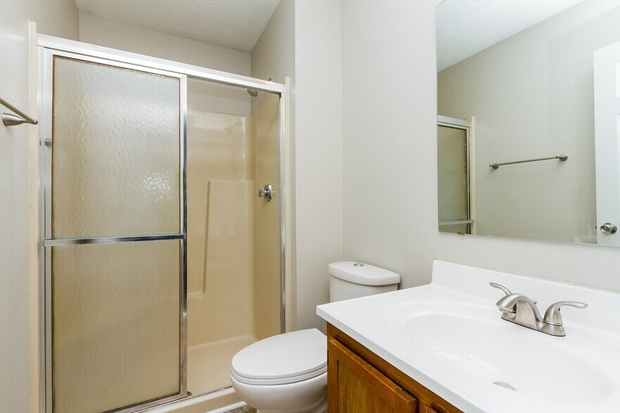 Building Photo - 5040 Harpers Ln