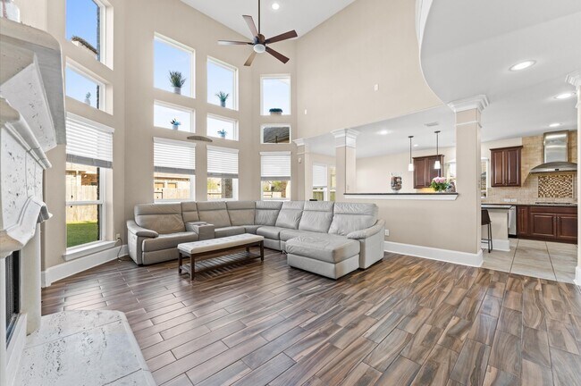 Building Photo - 31183 Pecan Creek Dr