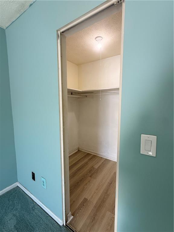 Building Photo - 3237 Abbeywood Dr