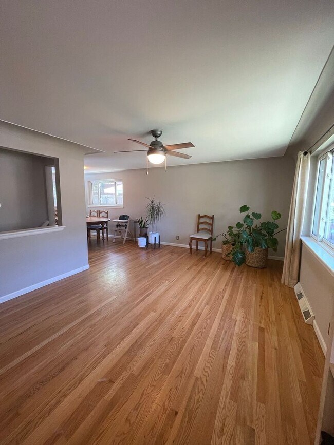 Building Photo - Rare Boulder Gem—Spacious 5-bedroom S. Boulder home - AVAILABLE EARLY JULY!