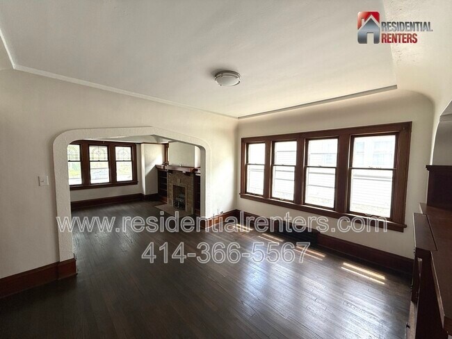 Building Photo - 3031 N 60th St