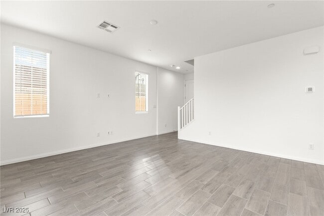 Building Photo - 10146 Glen Aulin St