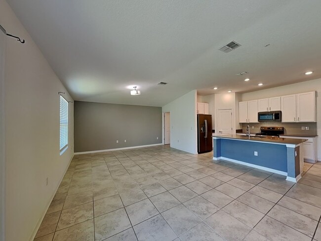 Building Photo - 1918 Birnham Wood Bnd