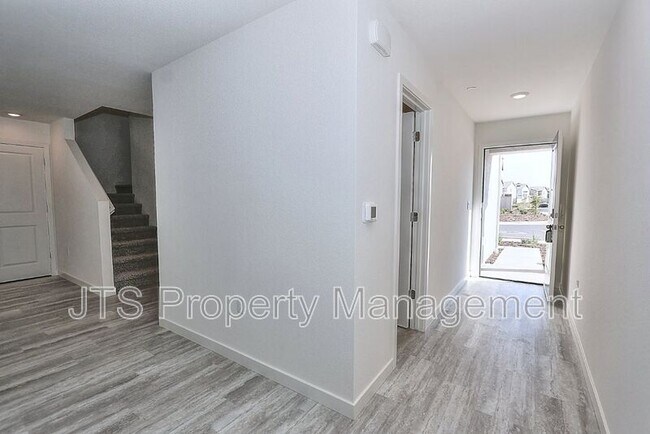 Building Photo - 8312 Whippersnapper Way
