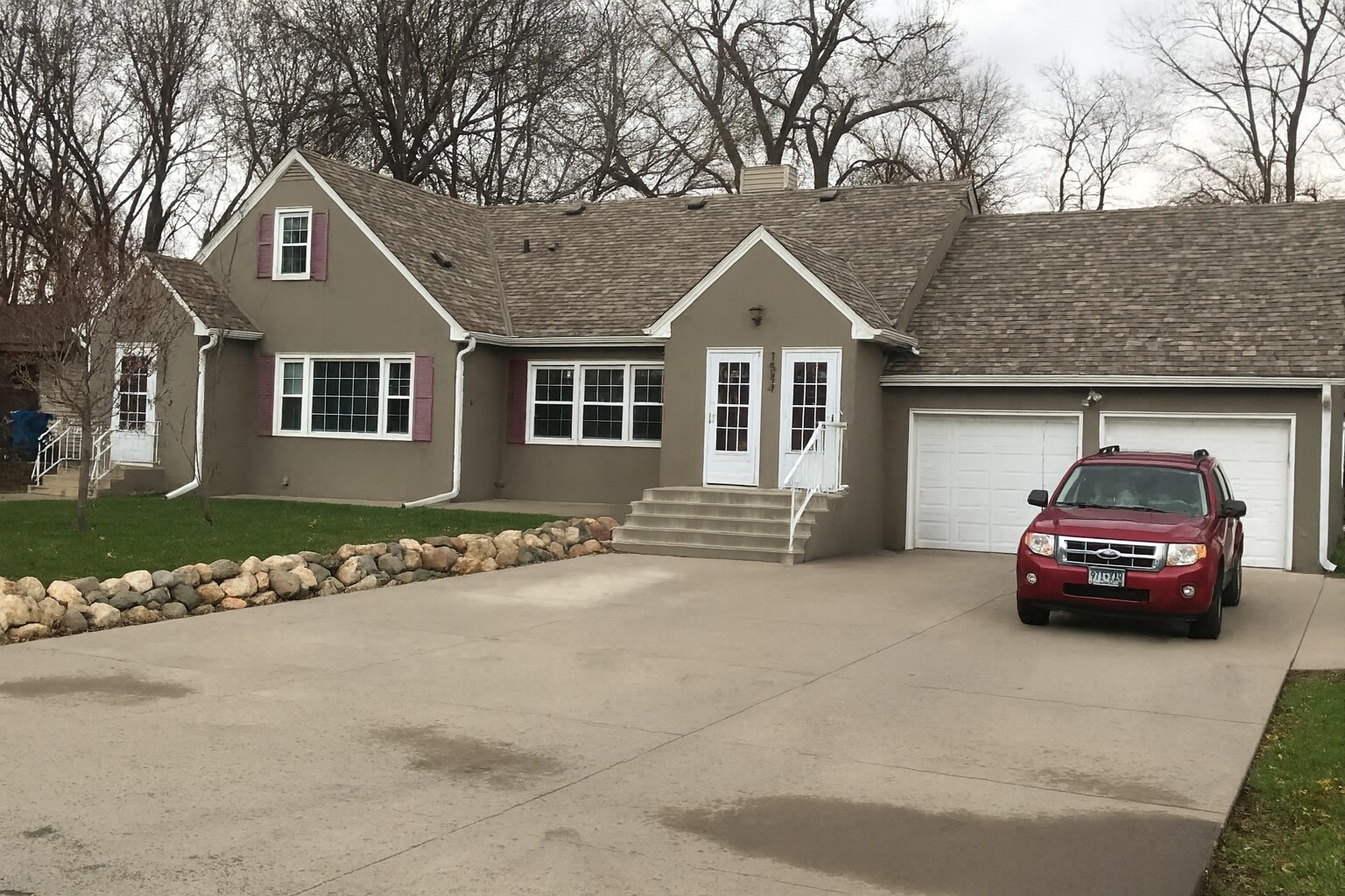 Building Photo - 1542 3rd Ave