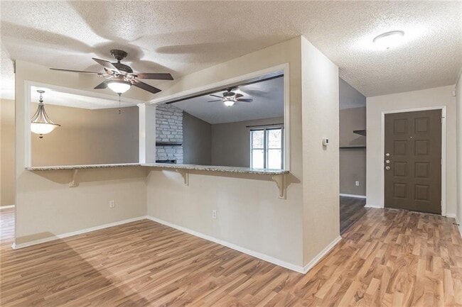 Building Photo - 4908 Hawkhaven Ln