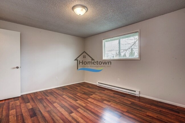 Building Photo - 110 E Borah Ave