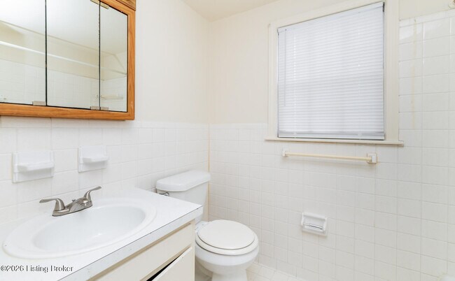 Building Photo - 2515 Brownsboro Rd