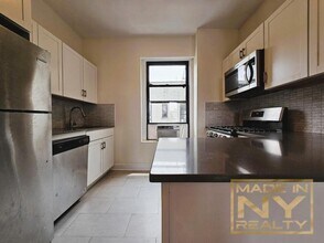 Building Photo - 1 bedroom in ASTORIA NY 11103