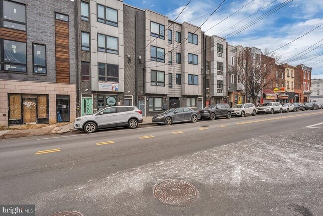 Building Photo - 2562 Frankford Ave