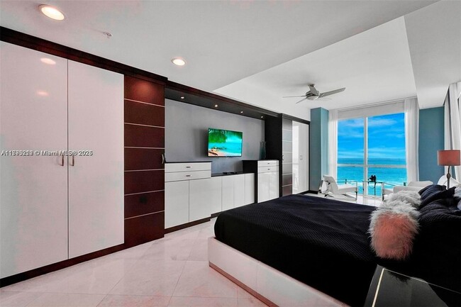 Building Photo - 18101 Collins Ave