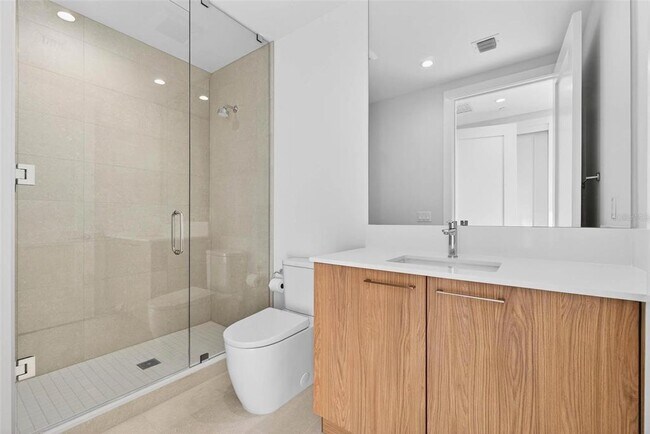 Building Photo - 275 1st Ave S