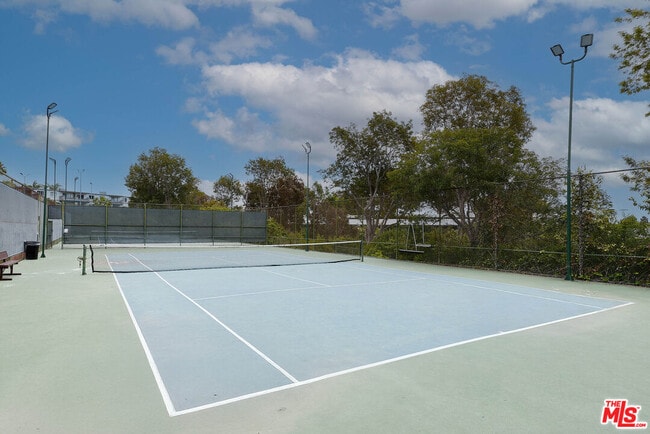 Building Photo - 7740 Redlands St