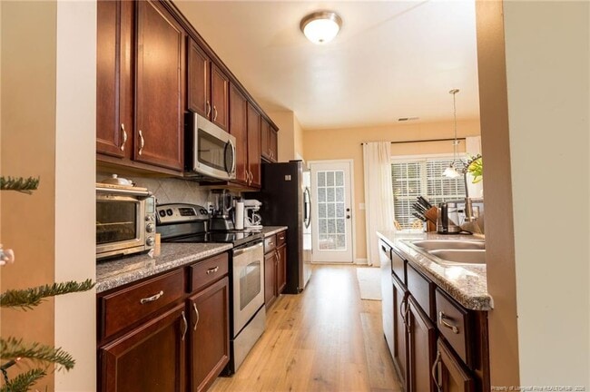 Building Photo - 45 Agdon Landing